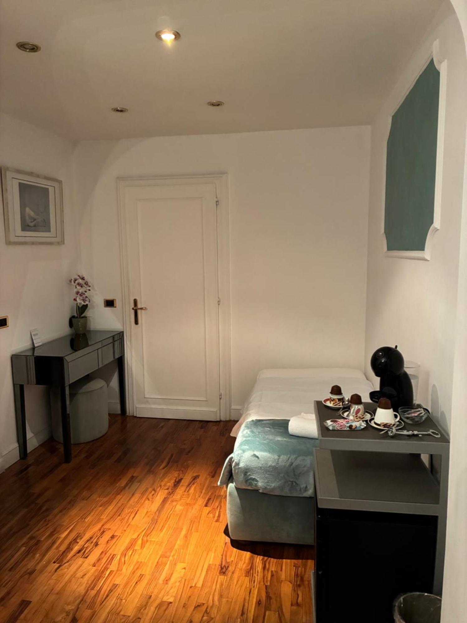 D.R.Rome Spanish Luxury Suites Extérieur photo